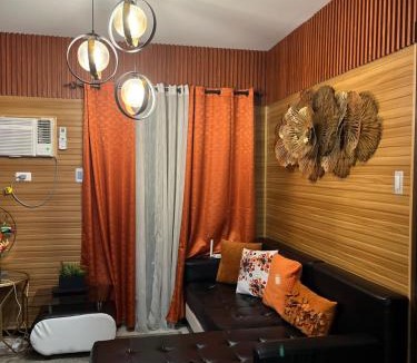 Brgy. 719 Apartment | Modern 1 BR Condo near Airport, MOA, PICC, Star City, OKADA With Fast WIFI & Netflix Free Pool Access