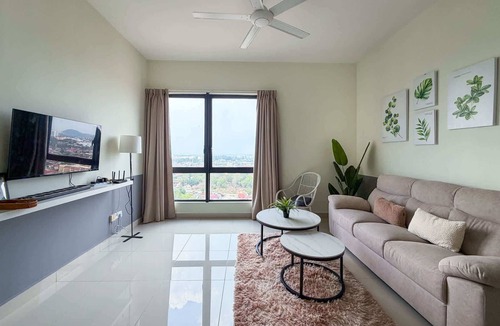 Malacca City Apartment | Modern 2BR Family Stay in Melaka City