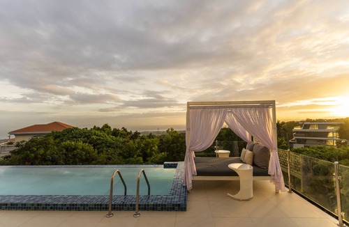 Cebu House | Modern 7BR Luxury Villa ★ Private Infinity Pool ♡