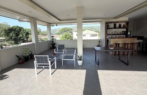 Santa Rita Apartment | Modern APT. with a view , Budget friendly, with private parking