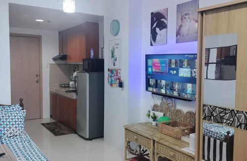 South Triangle Condo | Modern Condo in Quezon City with City View
