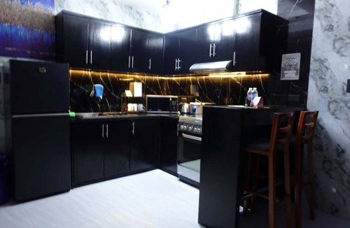 Malabanias Condo | Modern Condotel Near Clark Airport -5 mins to SM Clark and Walking street