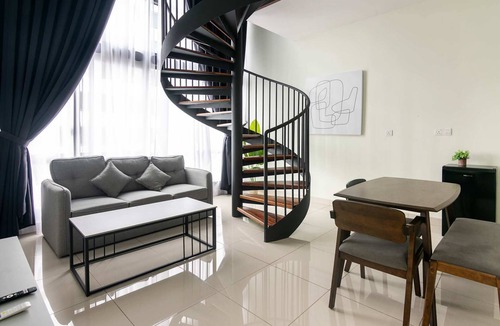Malacca City Apartment | Modern Duplex, 5min Drive to Jonker St