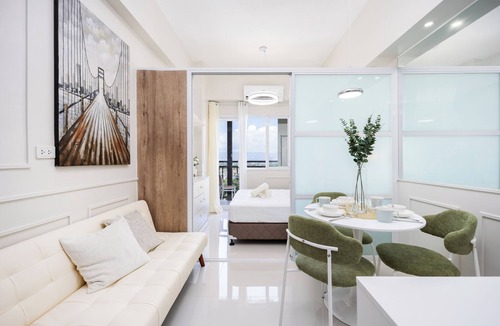 Lapu-Lapu Condo | Modern Nordic Studio With Balcony and Pool in Primeworld District Near Airport