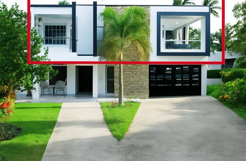 Santiago Province House | Modern Oasis : Where Elegance Meets Peace