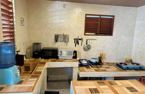 Catangnan Apartment | Modern Room at Tourism Road General Luna Near Beach & Cafes & Cloud 9