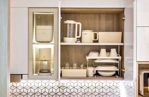 Highway Hills Apartment | Modern Stay at Fame Residences