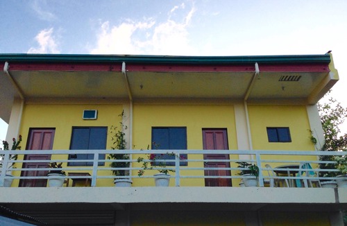 Taytay Apartment | Modern Studio In Taytay With Fast WiFi