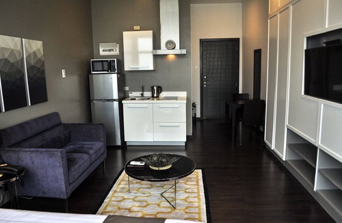 Downtown Apartment | "Modern" Studio Unit @Knightsbridge 3216