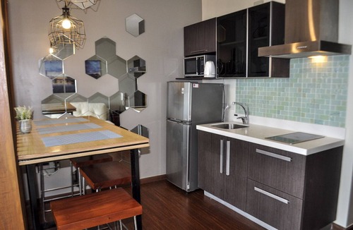 Downtown Apartment | "Modern" Studio Unit @Knightsbridge 3712