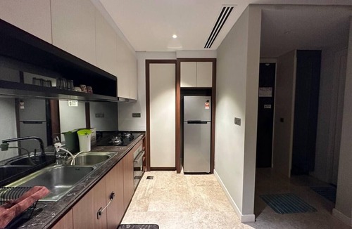 Kuala Lumpur City Centre Apartment | Modern Studio with Stunning City Views