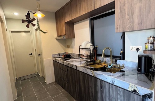 Simee Apartment | Modern Two Bedroom Ipoh City Apartment with Pool, Gym and Free Parking