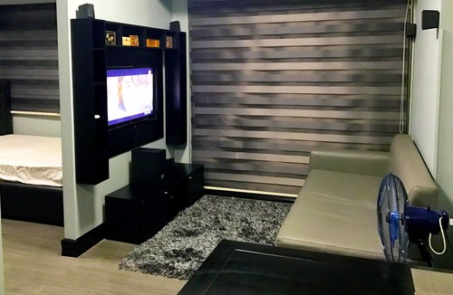Bonifacio Global City Apartment | Modern Zen Studio 34 with golf course view at Forbeswood Parklane BGC The Fort