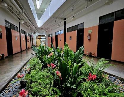 Quiapo Hotel | Monchere Dormitory