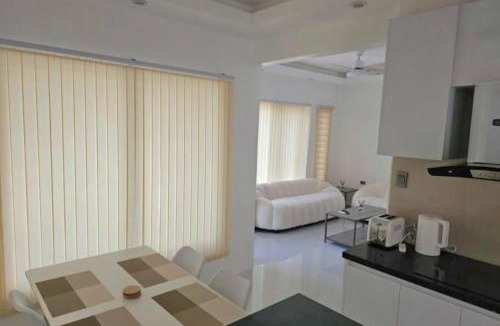 Binangonan Apartment | Mountain View