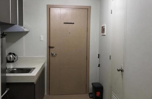 South Triangle Apartment | Mplace Condo Unit Panay Avenue, Quezon City, Philippines