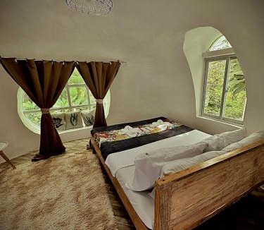 Tupi Resort | Mt Matutum Domesville Glamping