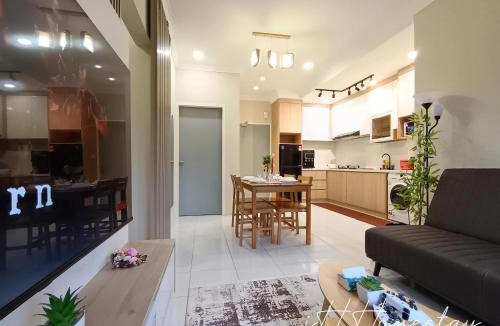 Tebrau Apartment | Muji style - Camellia Sri Austin By iH Home