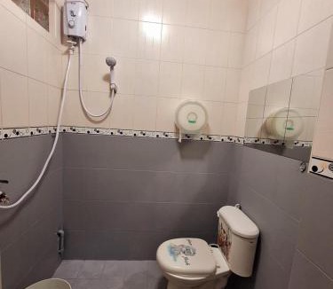 Poblacion District House | N2 Studio Room Apartment Transient House Ground Floor walking distance to Abreeza Mall, USEP, SM Lanang