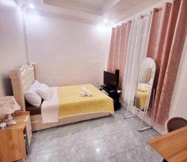 Poblacion District House | N2 Studio Room Apartment Transient House Ground Floor walking distance to Abreeza Mall, USEP, SM Lanang