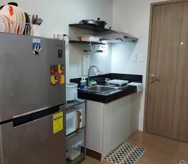 Trece Martires Apartment | NamiSanji Staycation @HOPE RESIDENCES