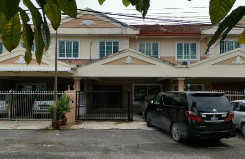 Sibu House | NanSang One Homestay 8pax 4Rooms