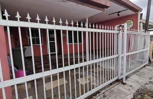 Kuching Hostel | Natol Homestay - Kenyalang Park