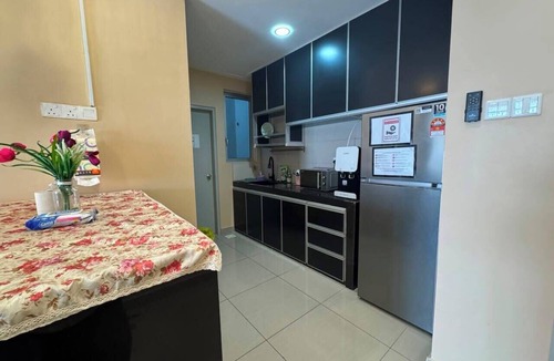 Puchong Condo | Near KLIA, Putrajaya & Cyberjaya Affordable & Stylish Stay @ LBS SkyLake Puchong