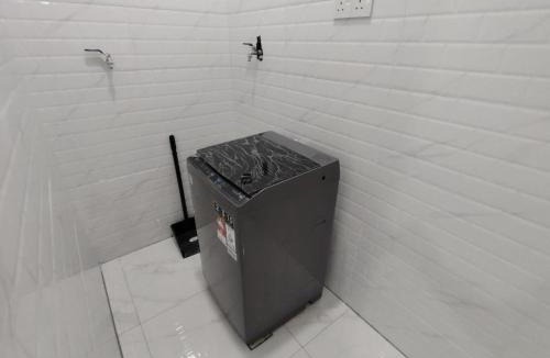 Bukit Belimbing House | NEAR Pasir Penambang & Tanjong Karang