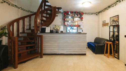 Pasay Hostel | Nearest Hostel Pasay City by RedDoorz