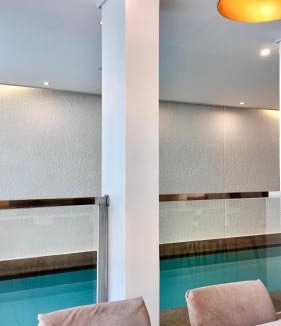 Clark Freeport Villa | Nemo Clark Pool Villa