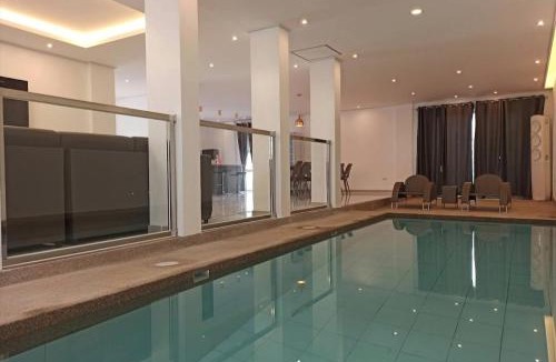Clark Freeport Villa | Nemo Villa Clark
