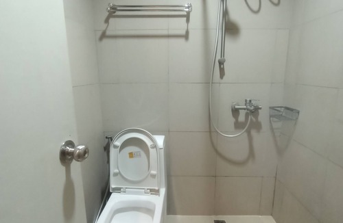 Tandang Sora Hostel | Nest hotel at Nest Suites