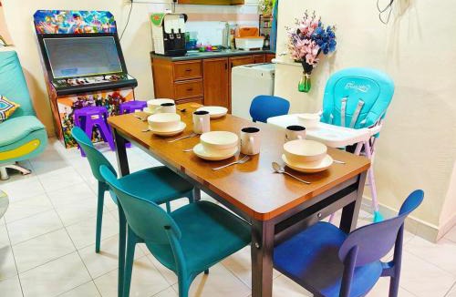 Taman Mahajaya Apartment | NEW! 3Rooms 6-8pax LUCKY CAT HOMESTAY