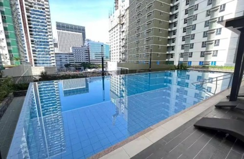 Cebu Condo | NEW Cozy Studio w/Alexa and Pool access inside IT Park