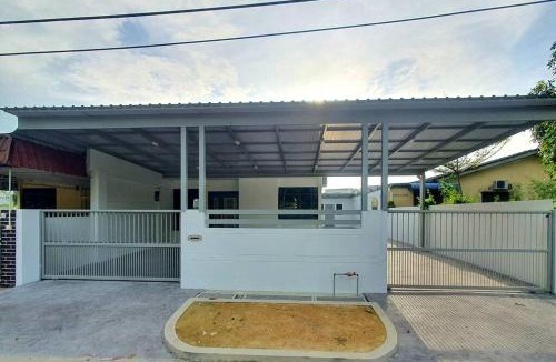 Taman Sri Rambai House | (New)Jovial Cozy&Stylish House 4Room@BM Sri Rambai