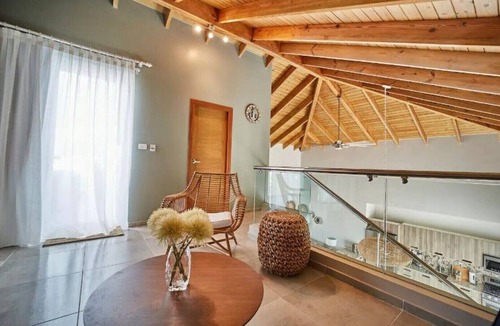 Dominicus Condo | New loft duplex with rooftop deck