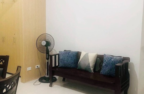 Santo Cristo Apartment | New One Bedroom Big Condo with Balcony In the Center of The City