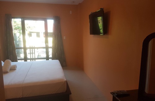 Tawala Apartment | New Room for 2.5 minutes walk to Beach and Nightlife