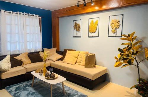 Tacloban Villa | Newly Renovated 3BR Home Along Main Road For Up To 12 pax