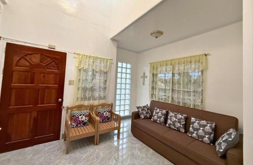 Dapitan Apartment | Nielo's Apartment Door 4