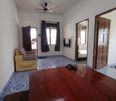 Kampung Jambu Bongkok House | NikNa Homestay Jambu Bongkok