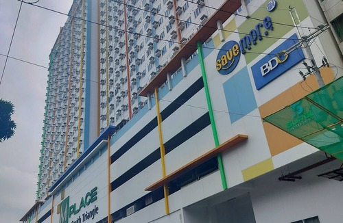 South Triangle Condo | Nix Staycation MPlace Tower-A 16th Floor