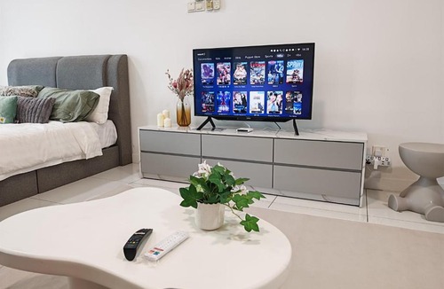 Bandar Puchong Jaya Apartment | No 18 The Lis Skypod Puchong center near Sunway