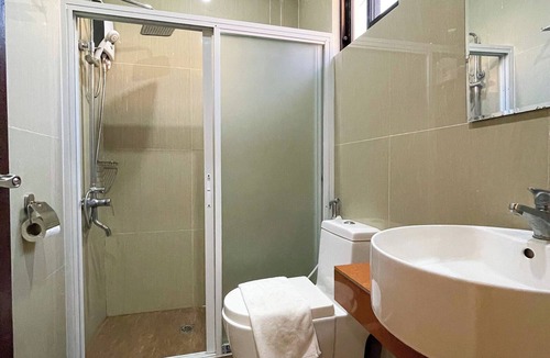 Dauis Hotel | Noah's Ark Hotel Powered by Cocotel
