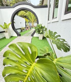 Kemaman House | NorSham Homestay Kemasik Kemaman Private Pool