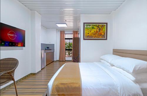 Victoria Hotel | North Victoria Sports and Leisure Inn