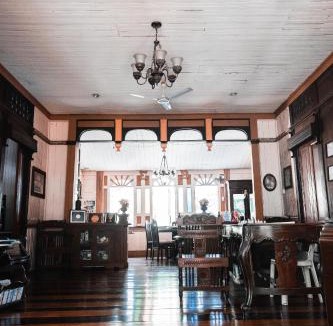Tagbilaran Hostel | Oasis Balili Heritage Lodge