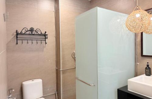 Tanjung Bungah Villa | Ocean 19 Shamrock Beachfront Villa with BBQ