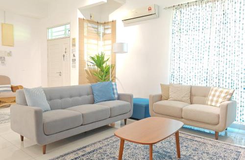 Tanjung Bungah House | Ocean 27 Batu Ferringhi Shamrock Beach 6 Bedroom 22pax with Pool